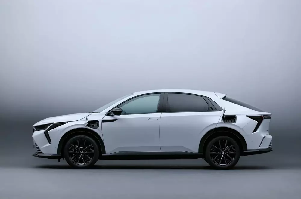 Honda Insight vốn là mẫu SUV điện có tê e:NS2 đang bán tại Trung Quốc