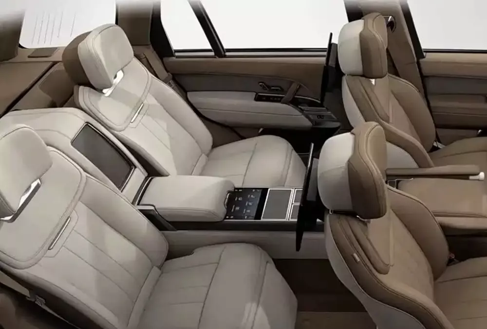 Nội thất của Range Rover SV Bính Ngọ kết hợp 2 màu nâu hổ phách và be sáng