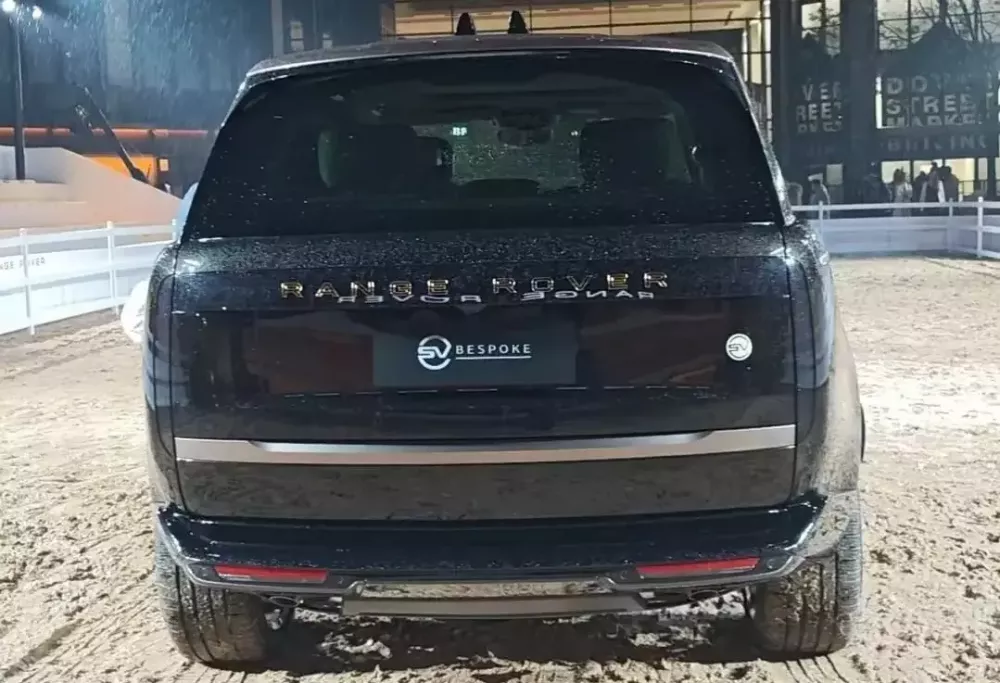 Range Rover SV Bính Ngọ không thay đổi về động cơ