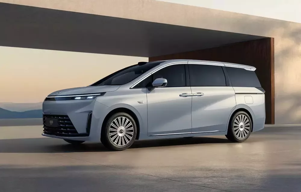 GAC E8 2026 có thể chạy hơn 200 km mà không tốn xăng