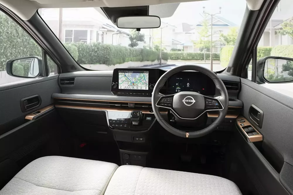 Khoang lái của Nissan Sakura 2026 