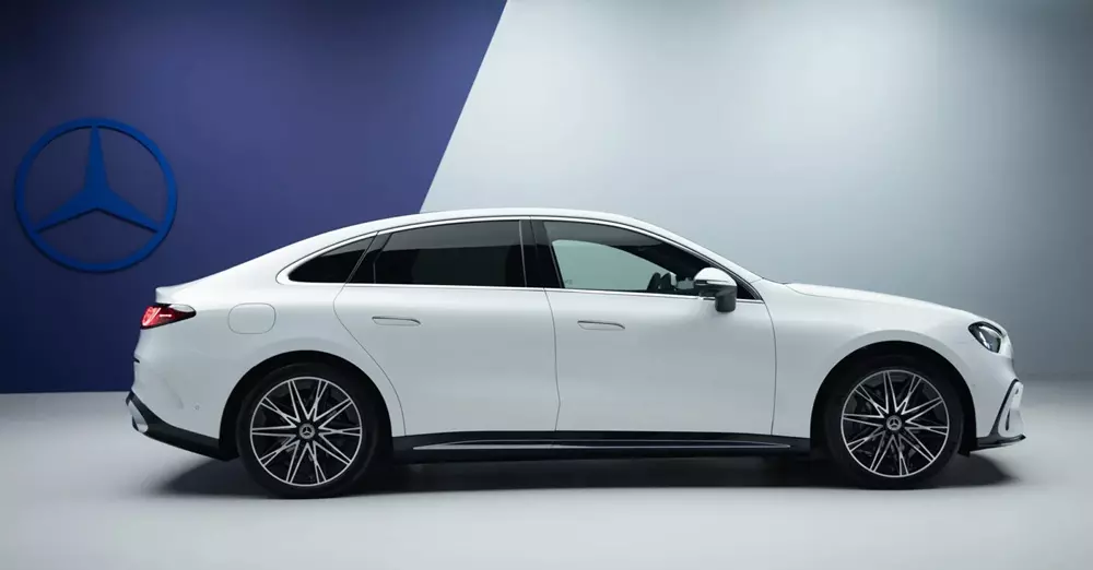 Mercedes-Benz C-Class Electric có hệ thống đánh lái bánh sau