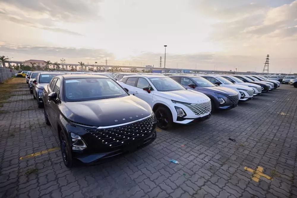 Việt Nam nhập khẩu ô tô từ Trung Quốc nhiều hơn Thái Lan trong quý I năm 2026