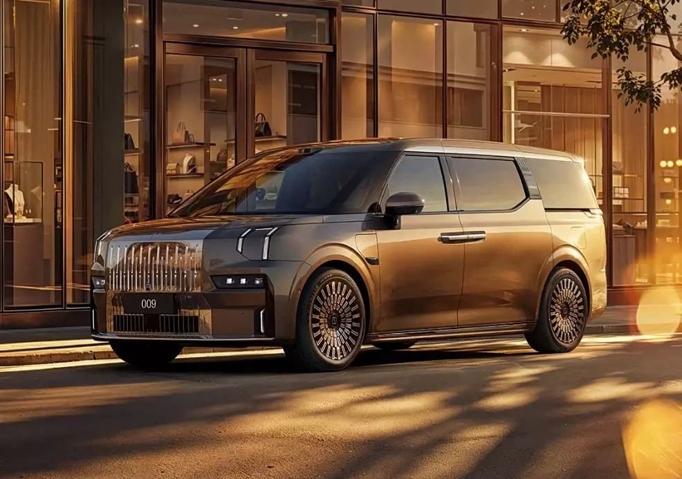 Zeekr 009 sắp bán ở Việt Nam ra mắt phiên bản mới