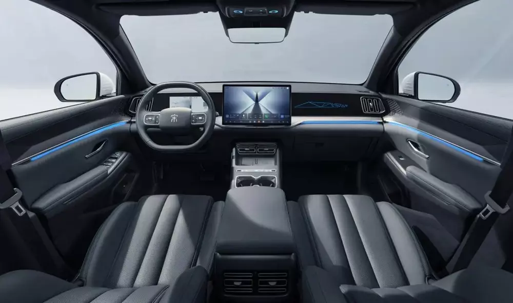 BYD Song Pro DM-i Flying Edition được bổ sung trang bị tiện nghi so với trước