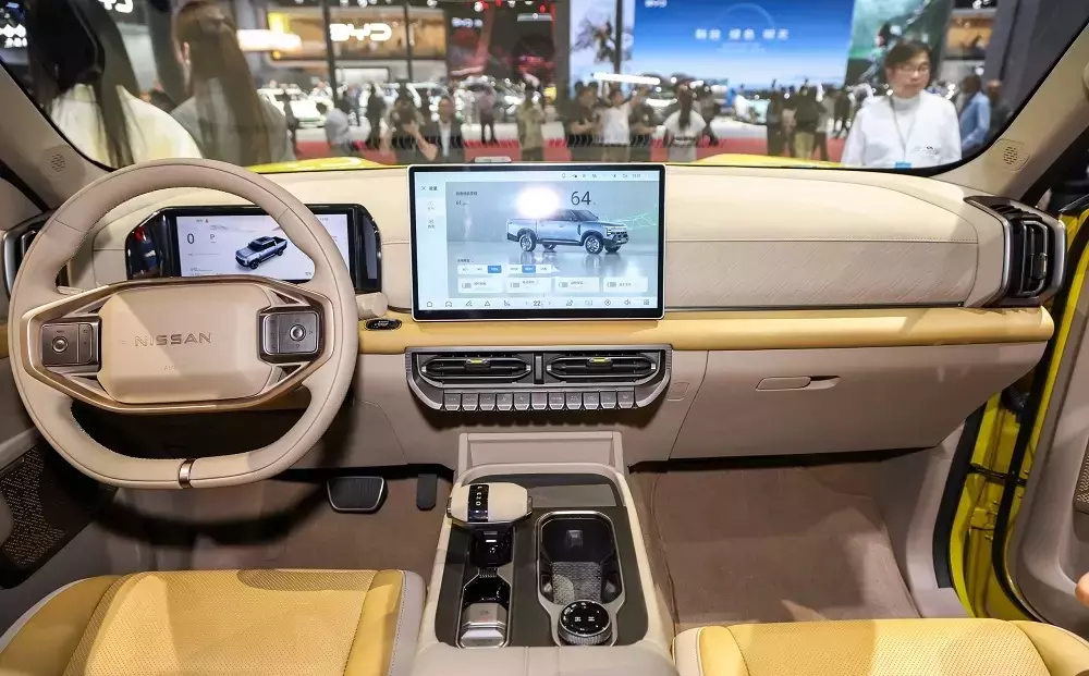 Nội thất của Nissan Frontier Pro 