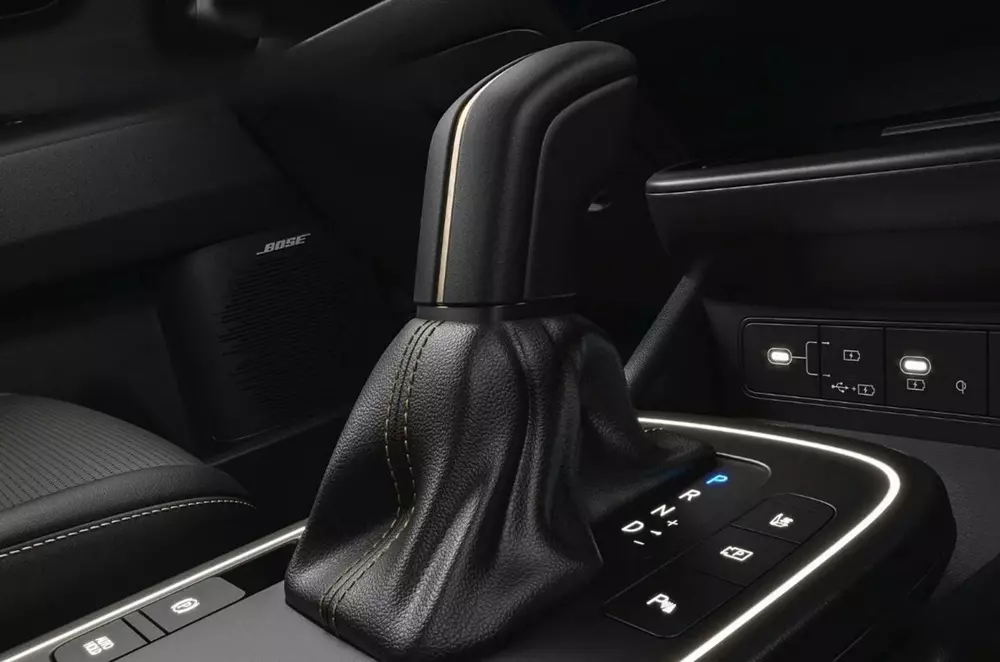 Hyundai Venue Knight Edition có 3 tùy chọn động cơ