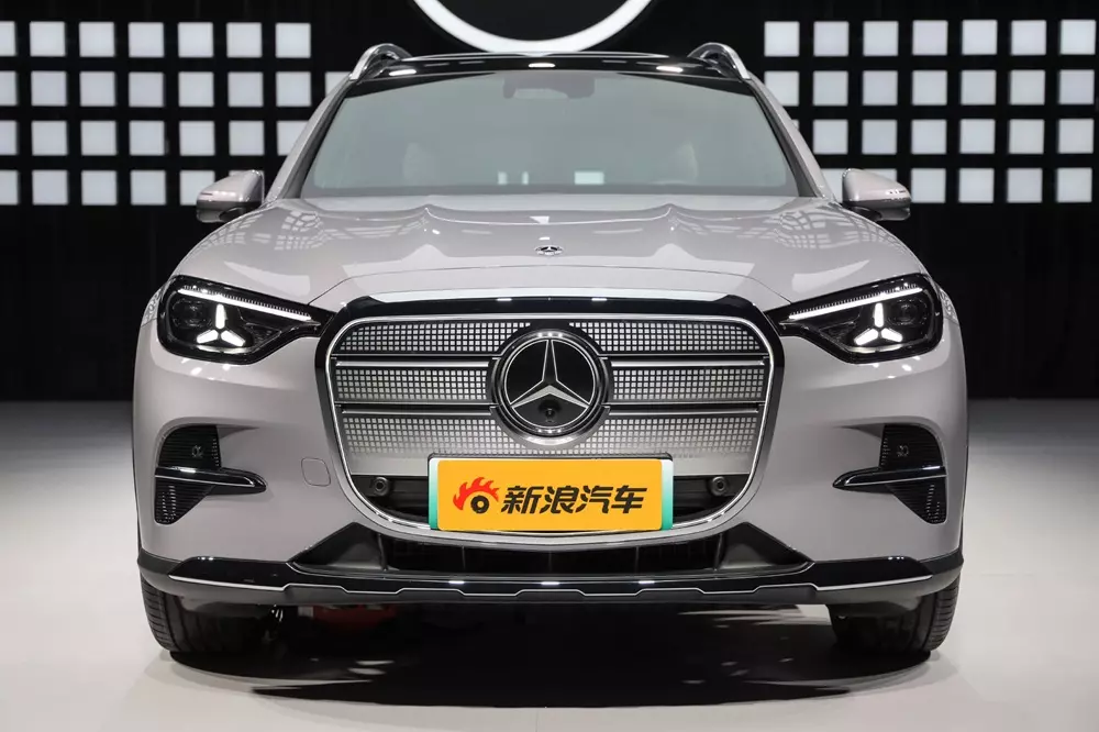 Mercedes-Benz GLC L EV khi nhìn trực diện