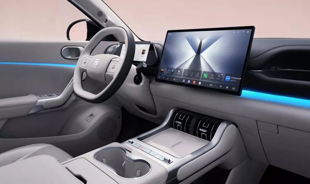 BYD Atto 3 2026 sở hữu màn hình cảm ứng trung tâm cỡ lớn và 2 sạc không dây