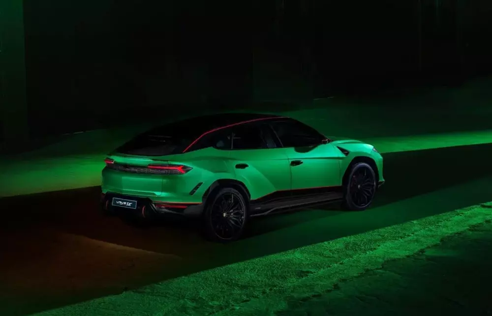 Lamborghini Urus SE Tettonero Capsule dùng động cơ như bản thường