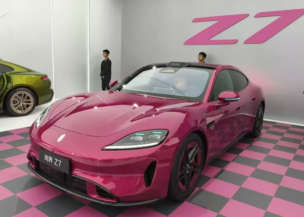 Shangjie Z7 sở hữu thiết kế như Porsche Taycan