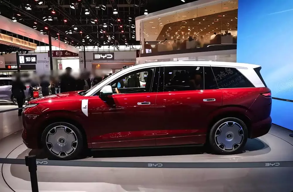 BYD Datang EV có kích thước lớn