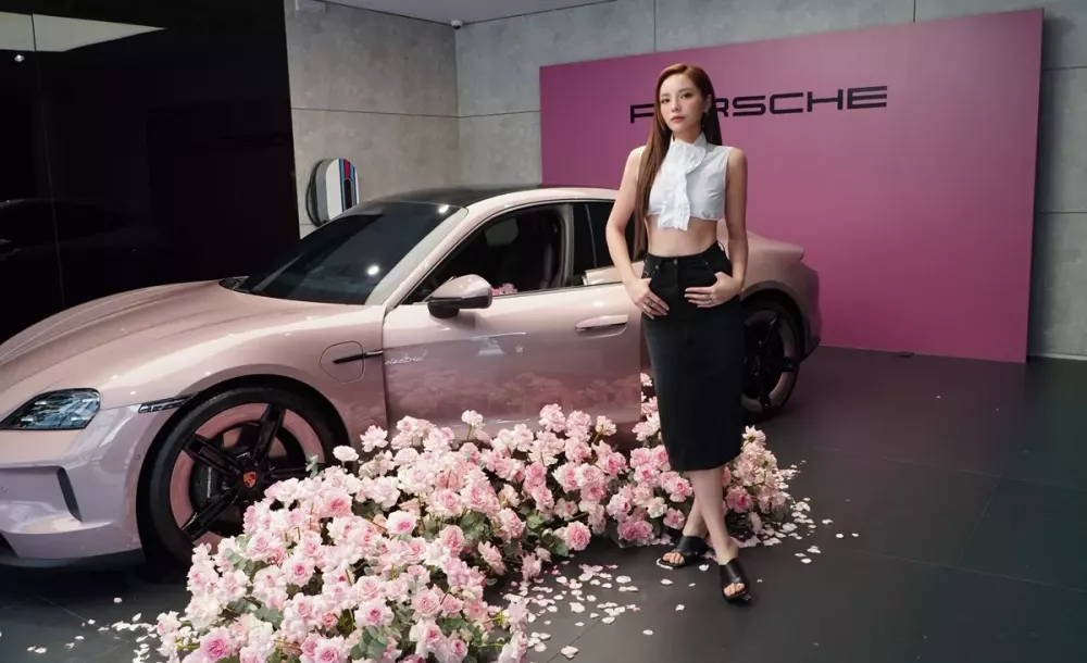 Porsche Taycan là chiếc xe sang tiếp theo của Hoa hậu Kỳ Duyên