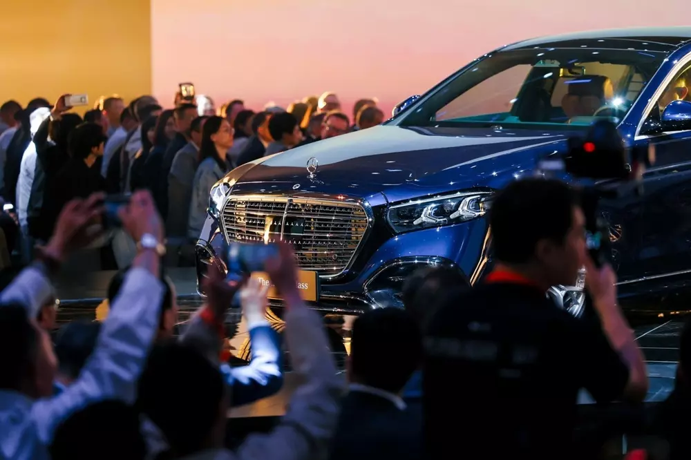 Ngắm hình ảnh bằng xương, bằng thịt của sedan hạng sang cỡ lớn Mercedes-Benz S-Class 2026