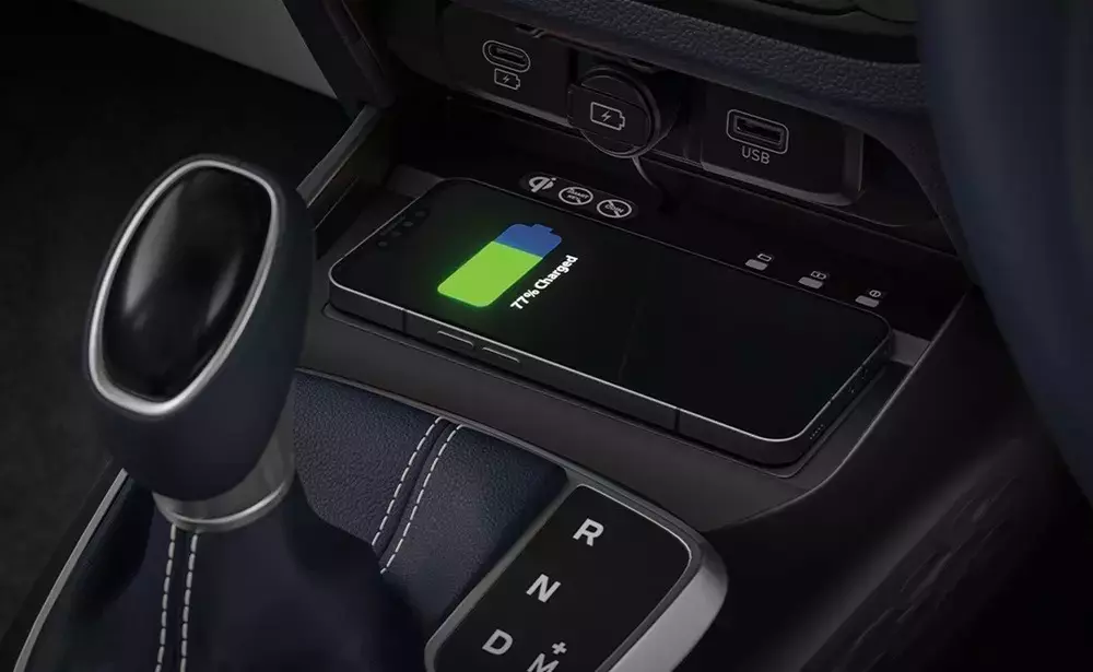 Hyundai Exter được trang bị sạc không dây