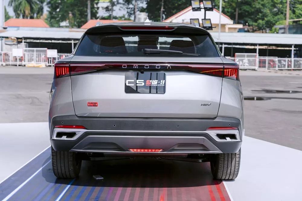 Omoda C5 SHS-H dùng hệ thống treo đa điểm