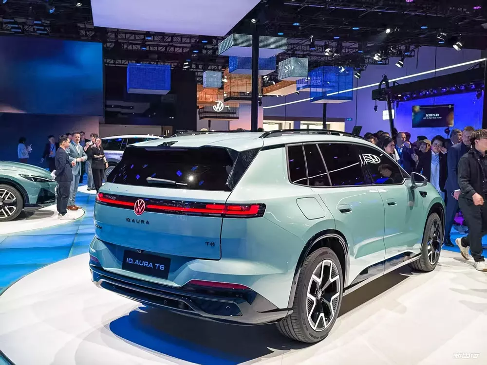 Volkswagen ID.AURA T6 sử dụng kiến trúc điện - điện tử do Xpeng cùng phát triển