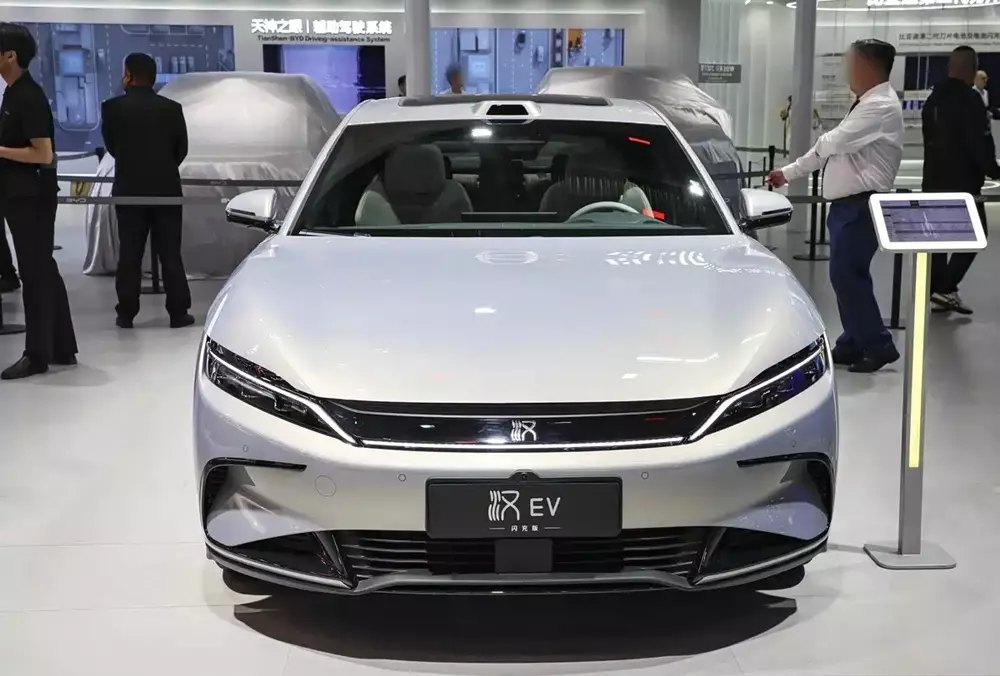 BYD Han EV Flash Charge Edition không thay đổi thiết kế so với đời cũ