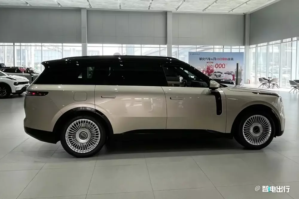 Lynk & Co 900 bản 5 chỗ dùng mầm 20 inch hoặc 21 inch