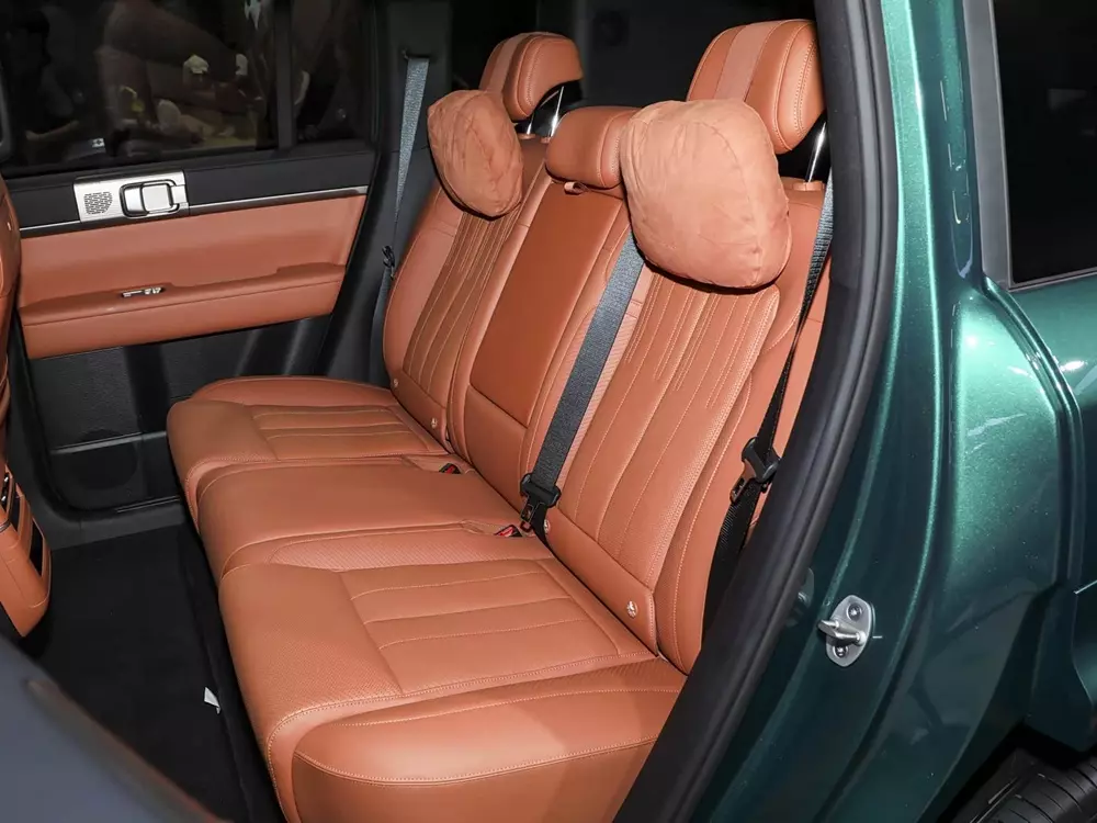 Hàng ghế sau của Fang Cheng Bao Ti7 EV 