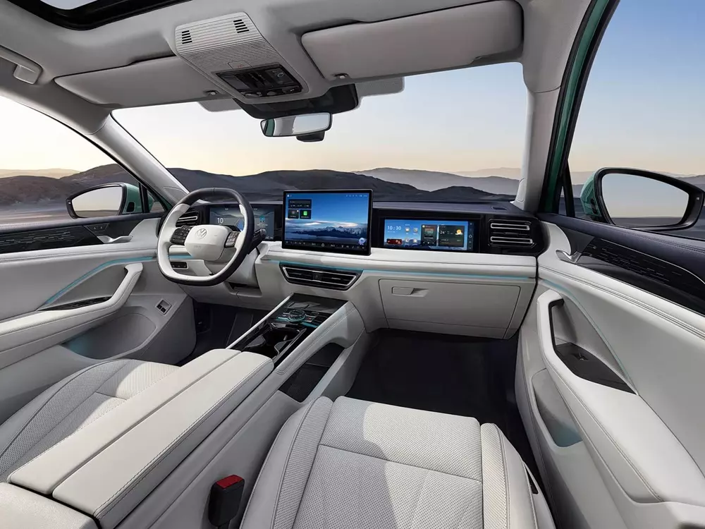 Không gian nội thất của Volkswagen Tiguan L ePro