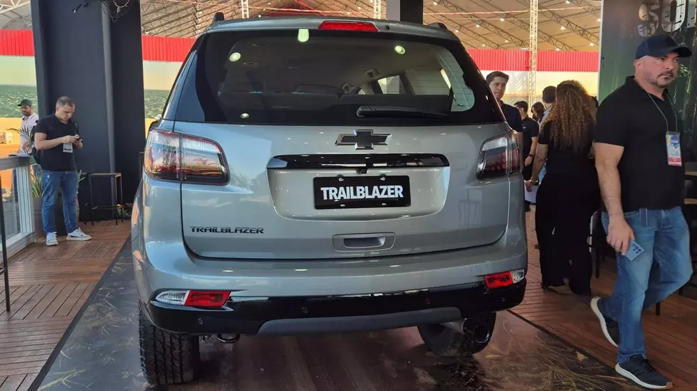SUV 7 chỗ từng bán ở Việt Nam Chevrolet Trailblazer được bổ sung phiên bản dành cho tín đồ off-road