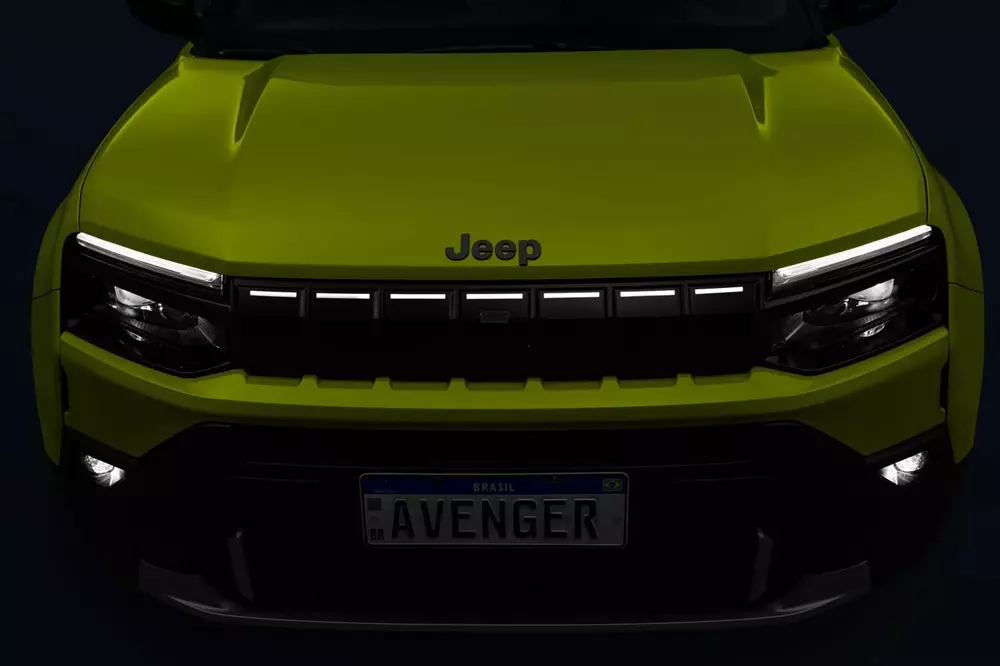 Jeep Avenger 2027 được tích hợp đèn vào lưới tản nhiệt mới