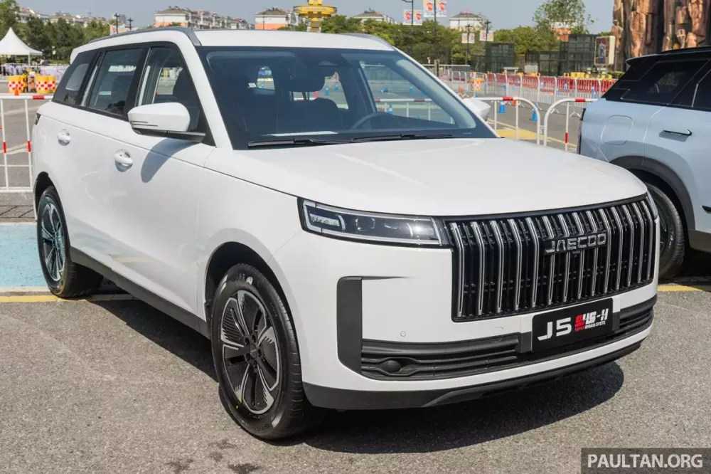 Jaecoo J5 và J7 SHS-H đều chỉ ăn 5,3 lít xăng/100 km