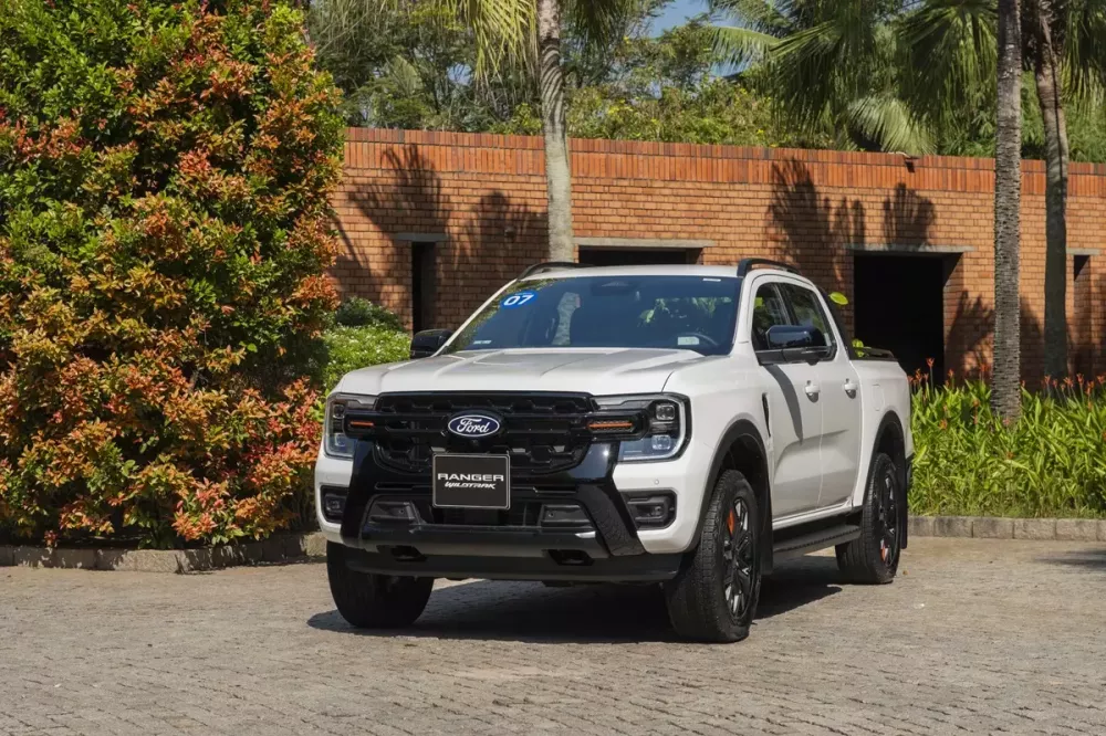Ford Ranger Wildtrak lần đầu tiên có tùy chọn động cơ V6 ở Việt Nam