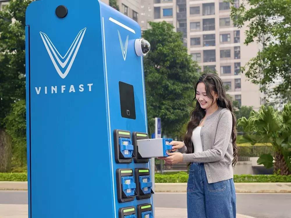 Người dùng yên tâm chạy xe máy điện “tẹt ga” nhờ hạ tầng và hậu mãi 5 sao của VinFast