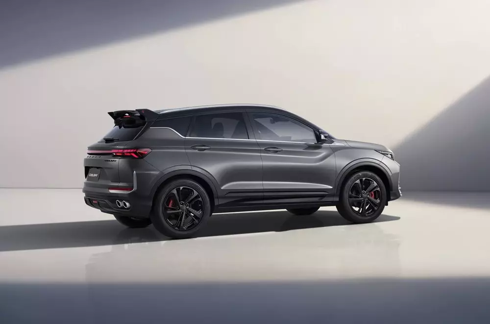Geely Coolray 2026 sở hữu đèn hậu mới