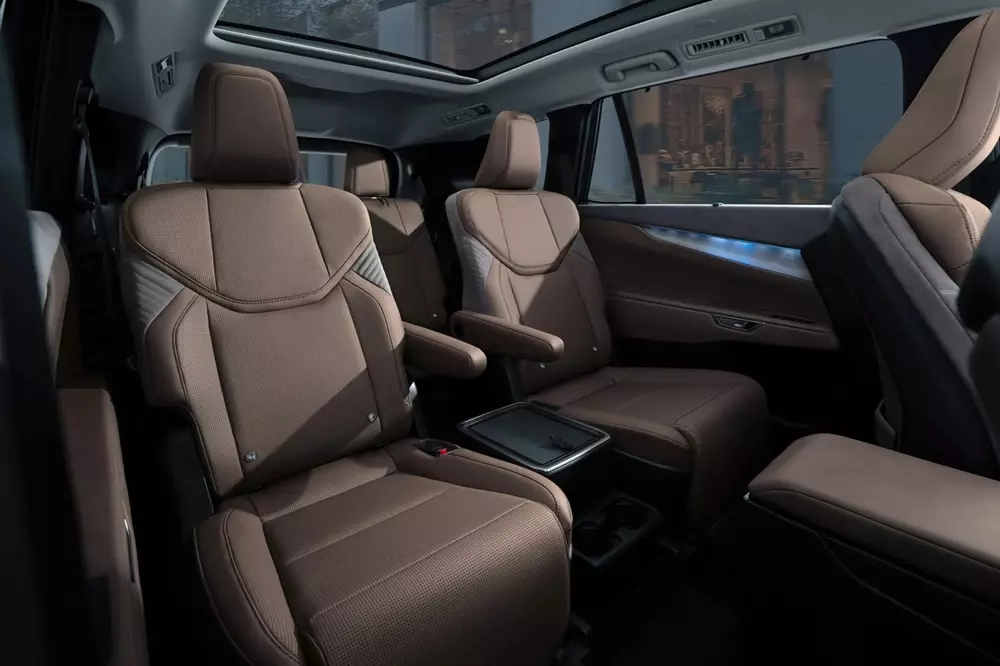 Lexus TZ 2027 là xe 6 chỗ ngồi