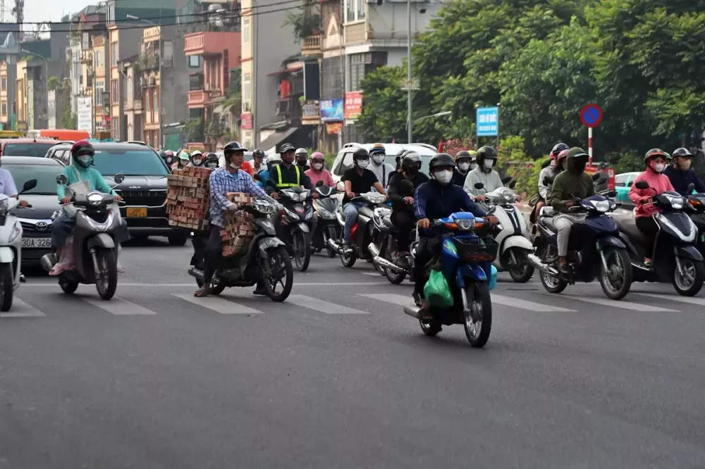 Xe máy cá nhân chưa bị cấm trong vùng phát thải thấp của Hà Nội từ ngày 1/7/2026