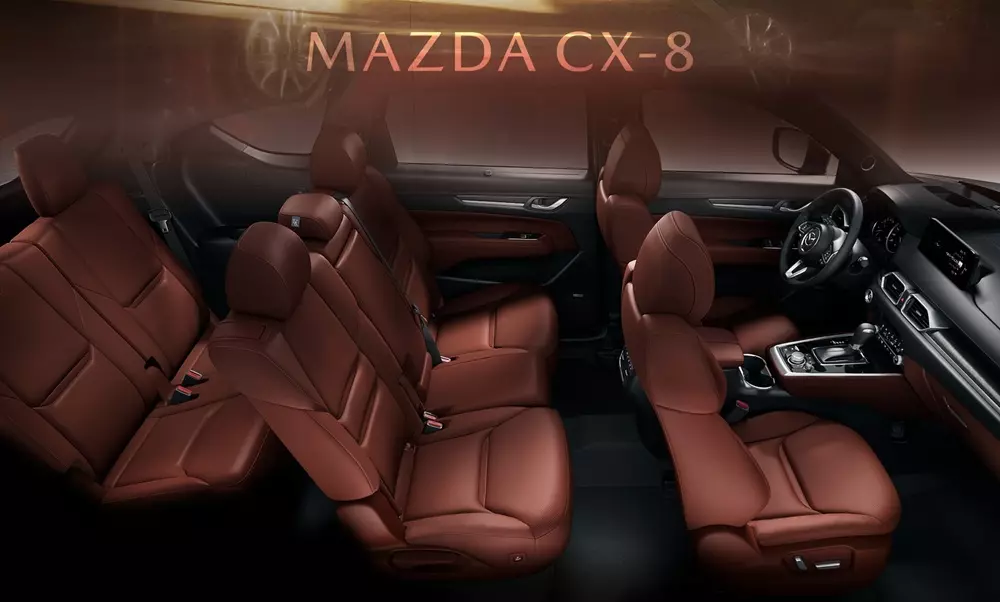 Mazda CX-8 sở hữu nội thất 7 chỗ rộng rãi