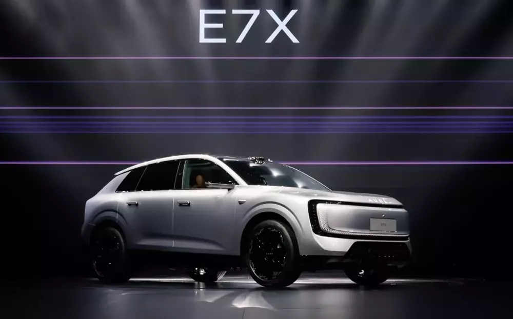 AUDI E7X chính thức ra mắt thị trường Trung Quốc AUDI E7X chính thức ra mắt thị trường Trung Quốc