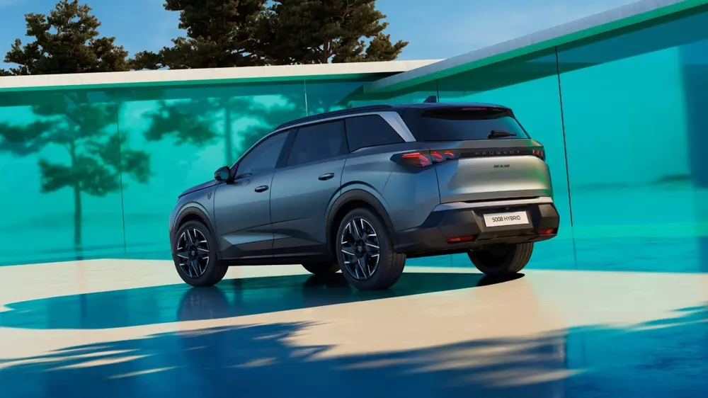 Peugeot 5008 2026 nhìn từ phía sau