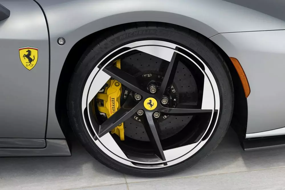 Bộ mâm hợp kim của Ferrari HC25