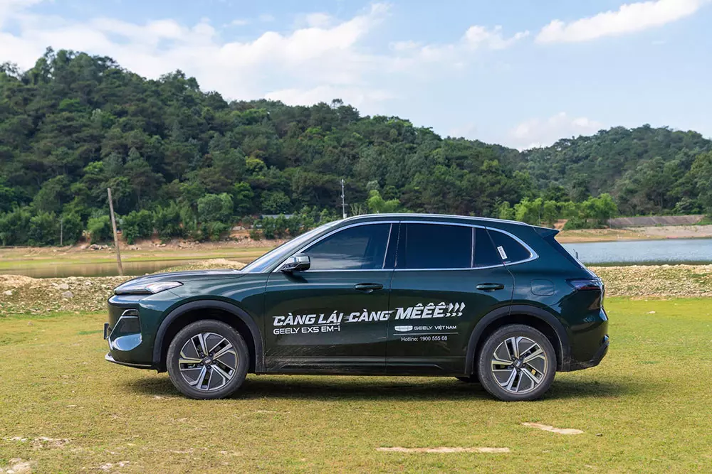 Đánh giá Geely EX5 EM-i tại Việt Nam