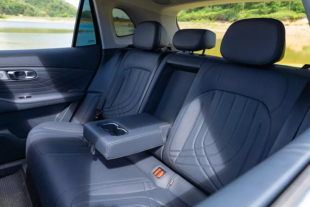 Đánh giá Geely EX5 EM-i tại Việt Nam