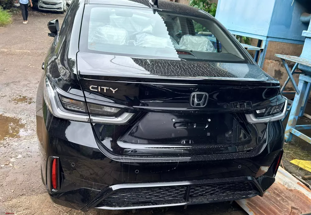 Khu vực phía sau của Honda City 2026 được cải tiến thiết kế