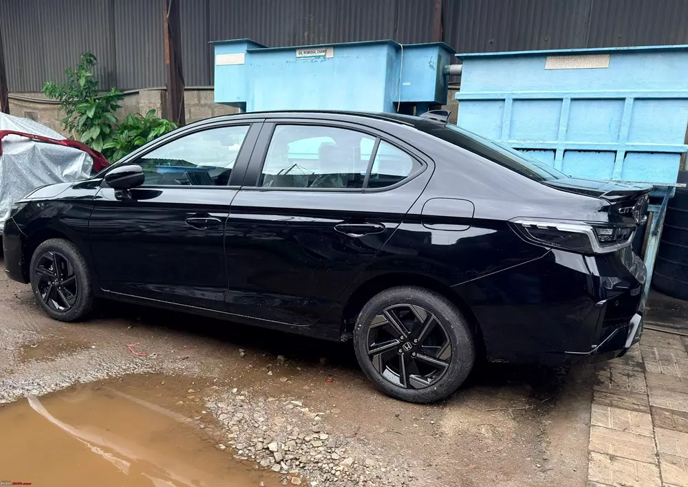 Honda City 2026 vẫn dùng 2 loại động cơ cũ