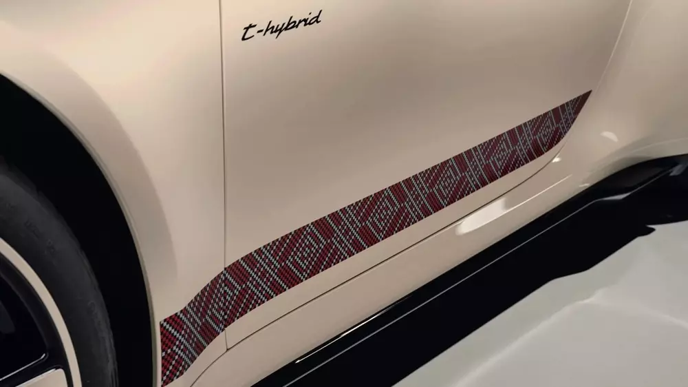 Họa tiết dệt len Sadu trên sườn xe của Porsche 911 Turbo S Sadu Edition Họa tiết dệt len Sadu trên sườn xe của Porsche 911 Turbo S Sadu Edition