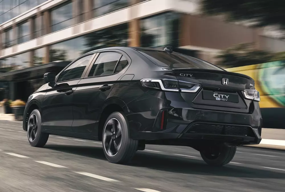 Khu vực phía sau của Honda City 2026 thay đổi nhẹ Khu vực phía sau của Honda City 2026 thay đổi nhẹ