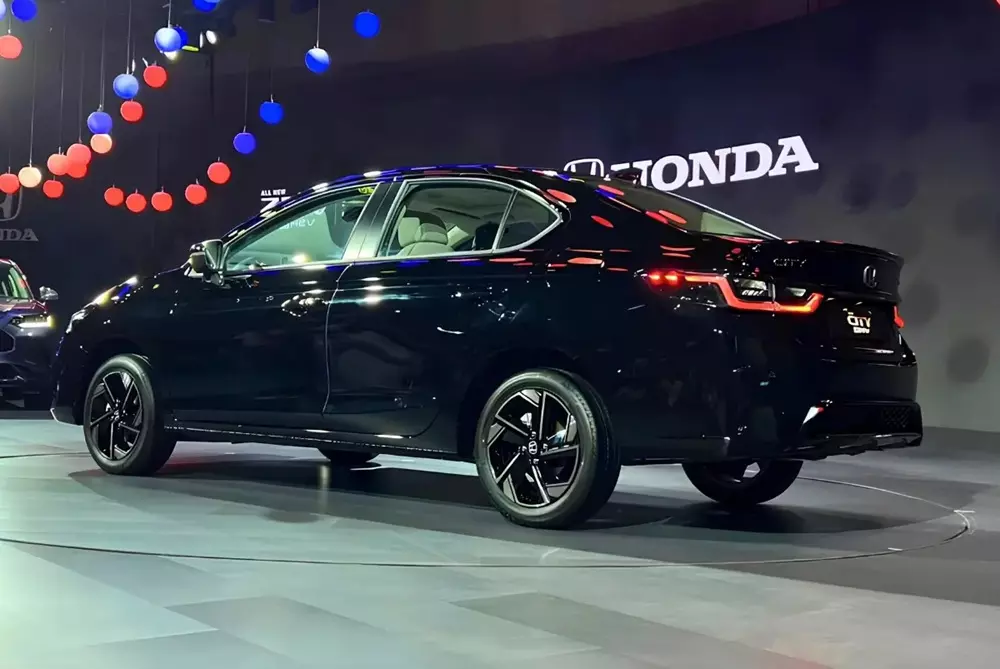 Honda City 2026 có thêm màu sơn đen mới Honda City 2026 có thêm màu sơn đen mới