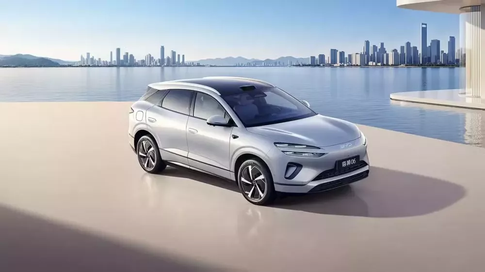 Mẫu xe thay thế BYD Sealion 6 đang bán tại Việt Nam chính thức được tung ra thị trường với giá mềm