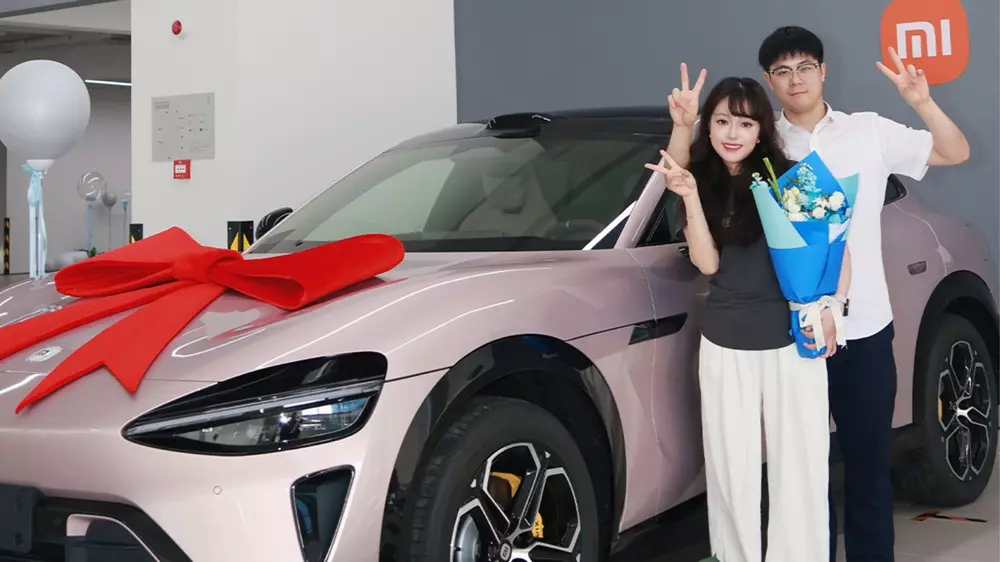 Xiaomi YU7 Standard Edition đã được bàn giao cho khách hàng Trung Quốc ngay sau khi ra mắt Xiaomi YU7 Standard Edition đã được bàn giao cho khách hàng Trung Quốc ngay sau khi ra mắt
