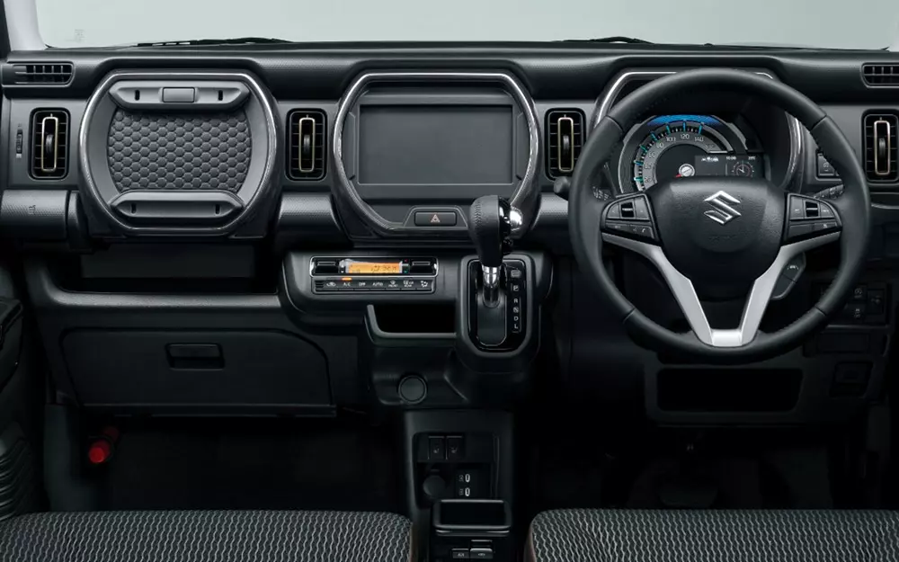 Suzuki Hustler 2026 không có màn hình thông tin giải trí tiêu chuẩn