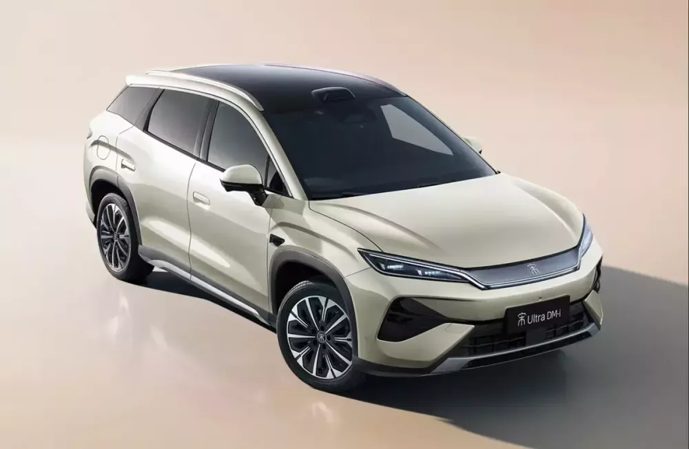 BYD Song Ultra DM-i sở hữu thiết kế tương tự phiên bản thuần điện