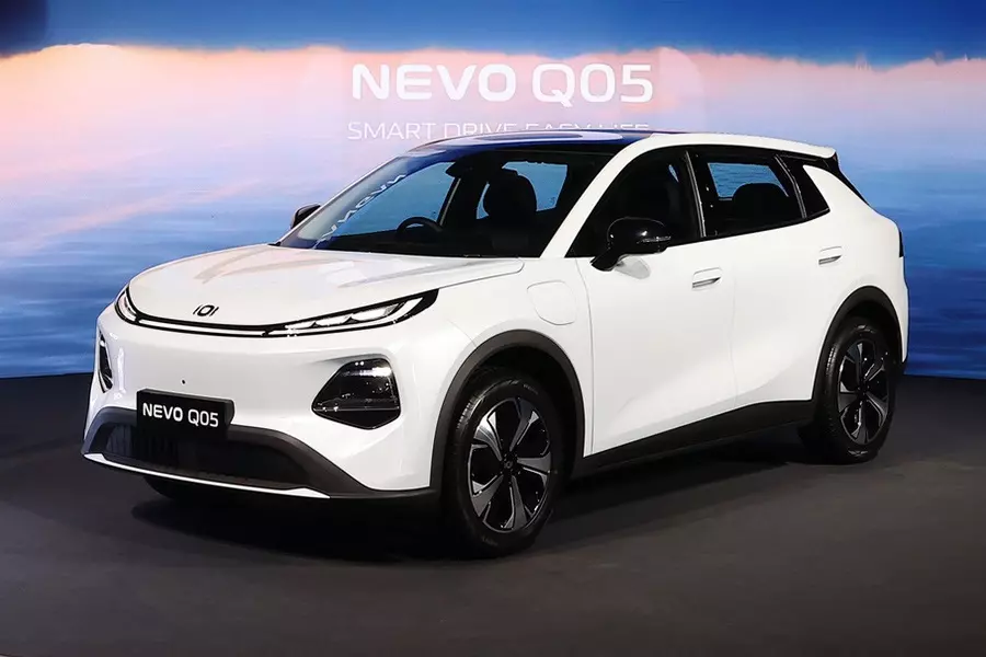 Xe điện giá rẻ Changan Nevo Q05 ra mắt tại Thái Lan