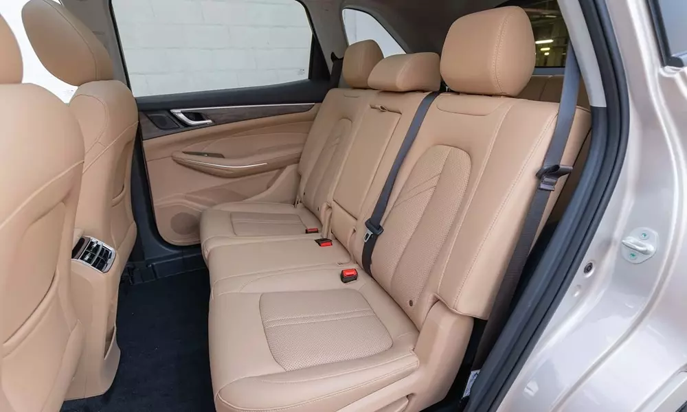Hàng ghế thứ hai của DFSK E5 Hybrid